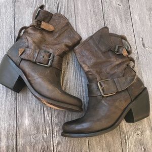DOLCE VITA Leather Boots
